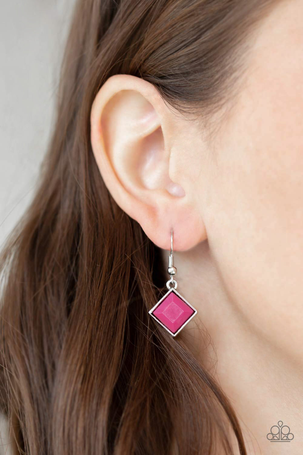 Feeling Inde-PENDANT - Pink